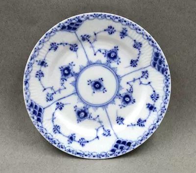 Buy Royal Copenhagen China Blue Fluted Half Lace 6 ¼” Bread & Butter Plate (s) #575 • 24.03£