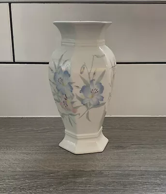 Buy Royal Winton Stafford Hexagonal Vase - Lillies Flowers  Design Vintage Gift • 7.49£