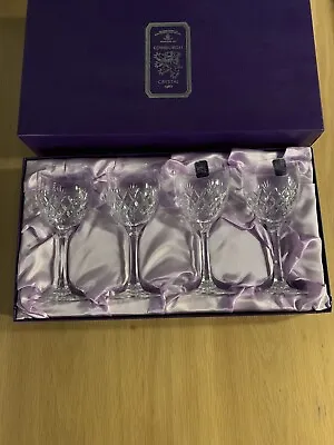 Buy Edinburgh Crystal - Kelso Design - Set Of 4 Wine Glasses - Complete With Box • 76.51£
