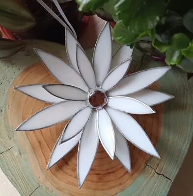 Buy White Lily Stained Glass Flower Suncatcher • 32£