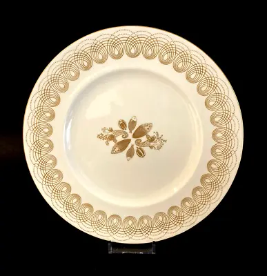 Buy Wedgwood Eric Ravilious Coronation Gold Persephone Lunch Plate - 1953 • 50£