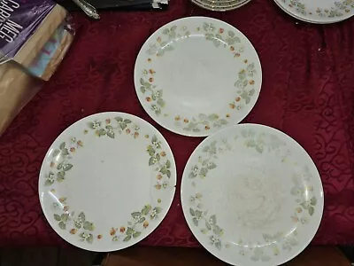 Buy Snowhite Johnson Bros Strawberry Mansion 22cms Dinnerware Plates 3 RARE • 6.32£