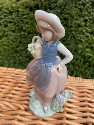 Buy Lladro Figurine 5221 - Sweet Scent Girl With Flower Basket By Jose Puche • 5£
