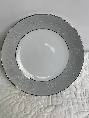 Buy Noritake “Damask” China Soup Bowls Gray And White – Lot Of 4 • 47.29£