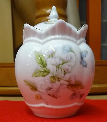 Buy Aynsley Fine Bone China  Nature's Delight  Lidded Trinket Pot. • 4£