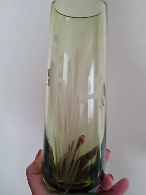 Buy Caithness Glass Vase Green • 22£