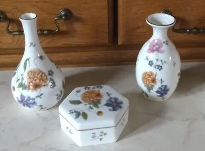 Buy WEDGWOOD BONE CHINA - ROSEMEADE PATTERN - Vases, Trinket Box. • 7.50£