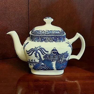 Buy Blue Willow (Older) Teapot And Lid By WOOD & SONS Ralph Enoch 1750 - 1784. • 188.02£