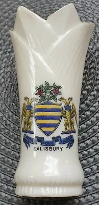 Buy ARCADIAN CRESTED CHINA HAND VASE With SALISBURY CREST Plus Two Additional Vases • 5£
