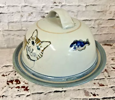 Buy Highland Stoneware Scottish Pottery Handpainted Cheese Dome Cat & Fish • 34.99£