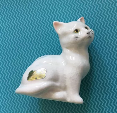 Buy Beswick China White Cat Kitten Sitting 8cm Tall  • 3£