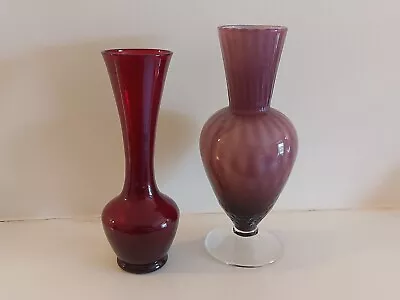 Buy 2 Art Glass Vases • 0.99£