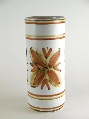 Buy Vintage Cinque Ports Rye Pottery Vase - 22.3 Cm • 10.50£