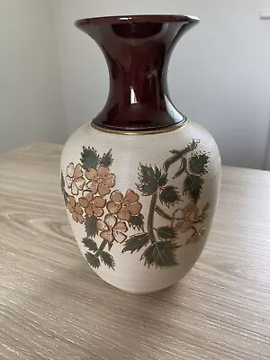 Buy Langley Lovatt Blossom Ware Leadless Glaze Vase • 10£
