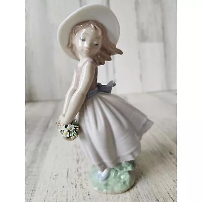 Buy Lladro Pretty Innocence Utopia 480X0 2005 Girl Basket Flowers Figurine Statue • 119.02£