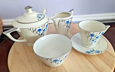 Buy Stunning Bone China Art Deco Tea Set 6pcs Incl Tea Pot • 10£