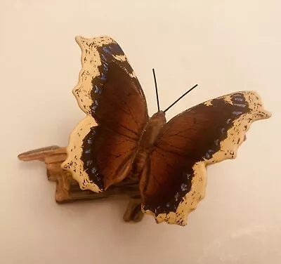 Buy Goebel Butterfly Figurine Camberwell Beauty • 15£