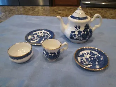 Buy Antique 7 Piece Blue Willow Bone China Child's Tea Set • 34.11£