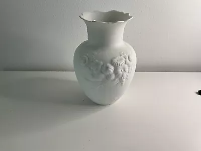 Buy Kaiser White Bisque Porcelain Vase With Fruit Swag Detail • 12.50£