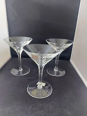 Buy Royal Doulton~ Metropolitan~  Martini / Cocktail  Glasses X 3 (200ml) • 29.99£