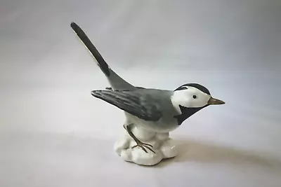 Buy Goebel Germany Matt China Figure Of Pied Wagtail Bird 38025 – 8cm High • 6£