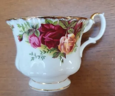 Buy Royal Albert 1962 OLD COUNTRY ROSES Tea Cup Made In England. Superb. • 12.99£