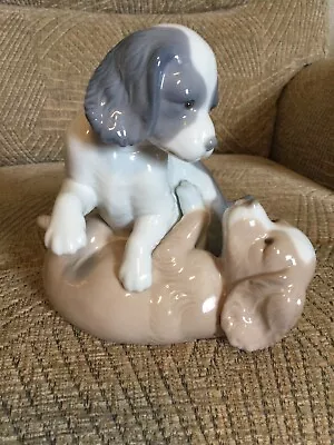 Buy Figurine By Nao Of Lladro-2 Delightful Puppies Playing Together.retired. • 9.50£