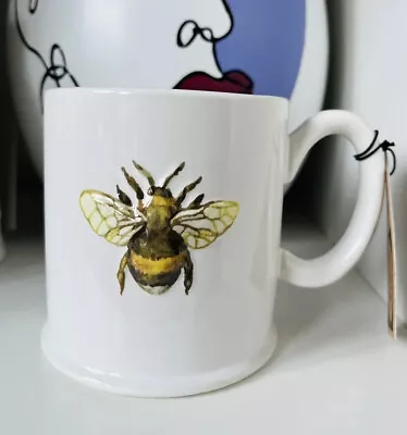Buy The Old Pottery Bee Mug White Ceramic Mug – “Honey Bee” – New. • 16.99£