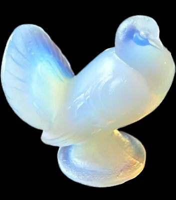 Buy Vintage SABINO FRANCE, Opalescent Crystal, Small Love Bird/Dove Figurine • 44.17£