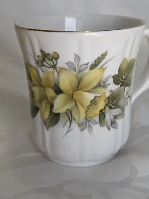 Buy Vtg Daffodils Duchess Fine Bone China Tea Cup Made In England  • 11.34£
