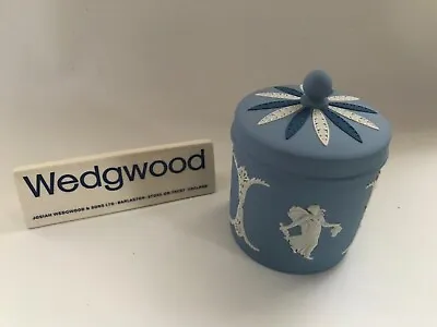 Buy Wedgwood  Tri-coloured Jasperware  Lidded Candy Jar In Excellent Condition . • 34.99£