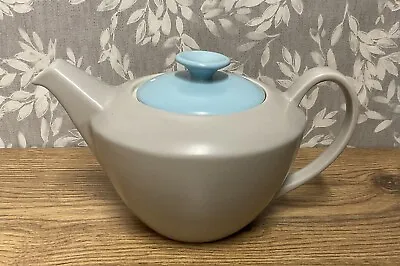 Buy Pottery Poole  Twin Tone Seagull And Ice Green Tea Pot • 33£