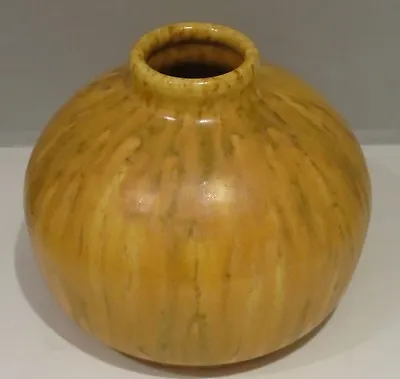 Buy Pilkington's Royal Lancastrian Edward Thomas Radford Squat Vase • 100£