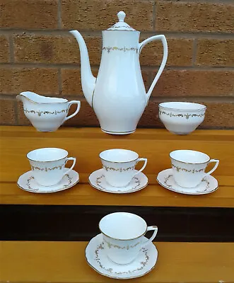 Buy Royal Worcester - Gold Chantilly - Selection Of Tea Wares. • 19.99£