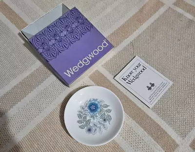 Buy Small Wedgewood Bone China Plate • 5£