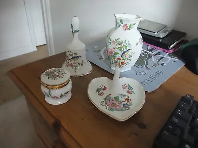 Buy Wonderful Aynsley Bone China Collection Of 4 Items In The Pembroke Pattern • 8.99£