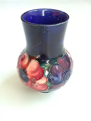 Buy Moorcroft Pottery Anemone Vase REPAIRED Blue Posy Small C 1940 Baluster 13 Cm  • 16.20£