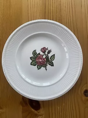 Buy Wedgwood Moss Rose Small Plate • 1.49£