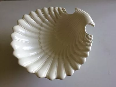 Buy 'Royal Creamware' Occasions' SCALLOP SHELL STAND/DISH (4993) • 5£