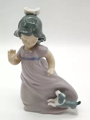Buy Lladro NAO Girl Playing With Puppy  / Dog Porcelain Figurine 1987         K12 • 20£