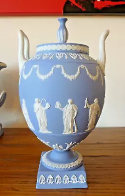 Buy WEDGWOOD JASPER WARE VASE  DECORATED WITH GREEK MUSES C.1955 - PERFECT • 795£