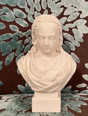 Buy Queen Victoria Statue/Bust - 19th Century Parianware • 121.25£