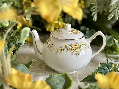 Buy Duchess Yellow LABURNUM Teapot Two Pints! UNUSED! PERFECT! Vintage Tea Party • 32£