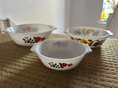 Buy Vintage 1960s To 70s Pyrex Bowls • 15£