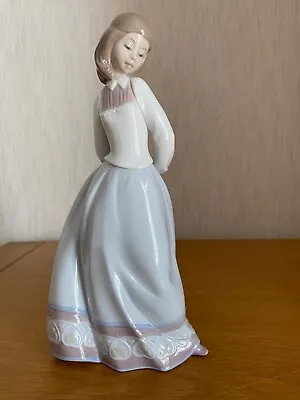 Buy Retired Lladro Figurine ~ ‘Sweet And Shy’. Shy Young Woman With Flowers. VGC • 14.99£