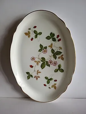 Buy Wedgewood 'Wild Strawberry' 24cm Oval Shallow Dish/Plate. Excellent Condition. • 10£