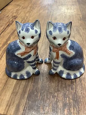 Buy Pair Of Rye Studio Pottery Sitting Blue & White Cat Figurines With Bow. • 24.99£