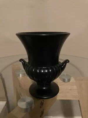 Buy Wedgwood Ravenston Black Vase • 12£