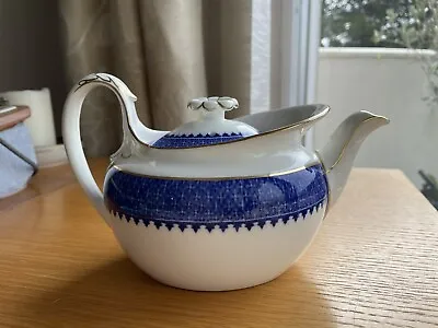 Buy Glamorous But Repaired Antique Wedgwood Blue & White China Pot With Lid • 16.50£