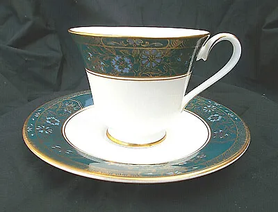Buy Royal Doulton  CARLYLE. Teacup And Saucer • 10.50£